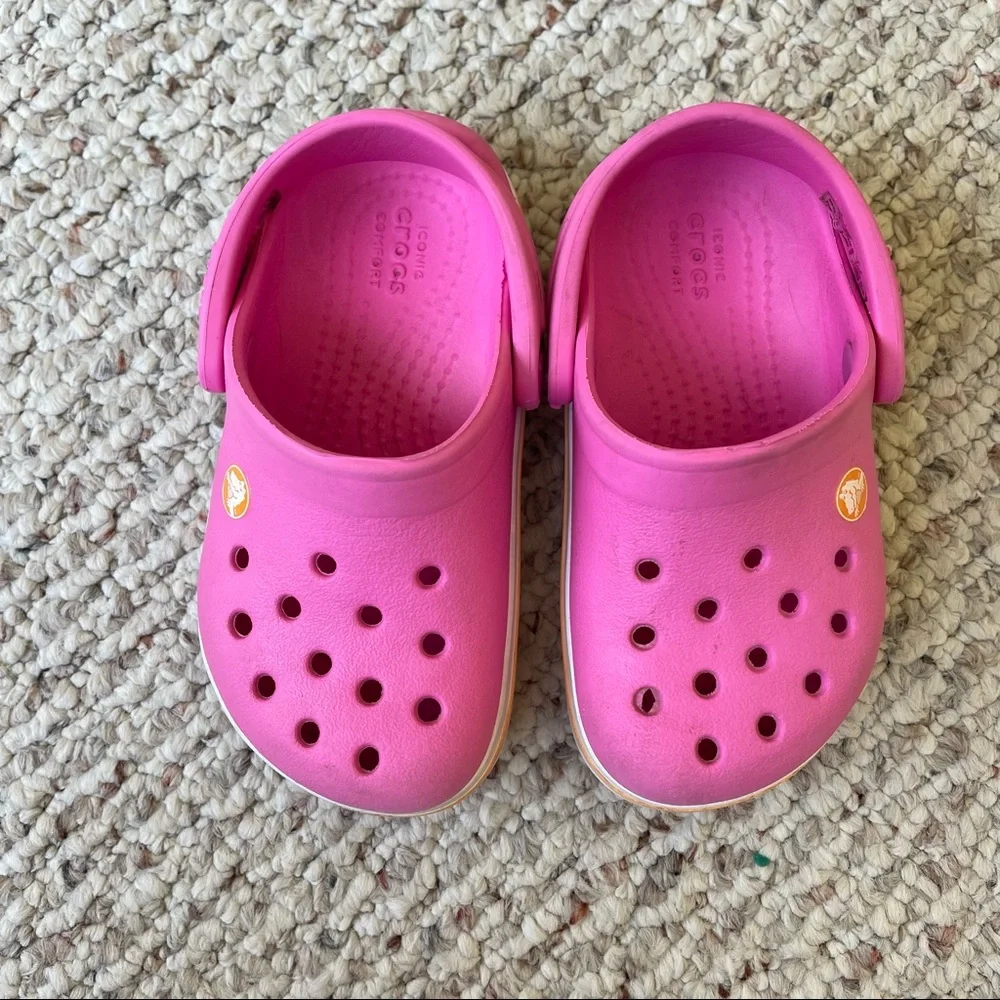 SOLD Pink Crocs - Picture 6 of 6